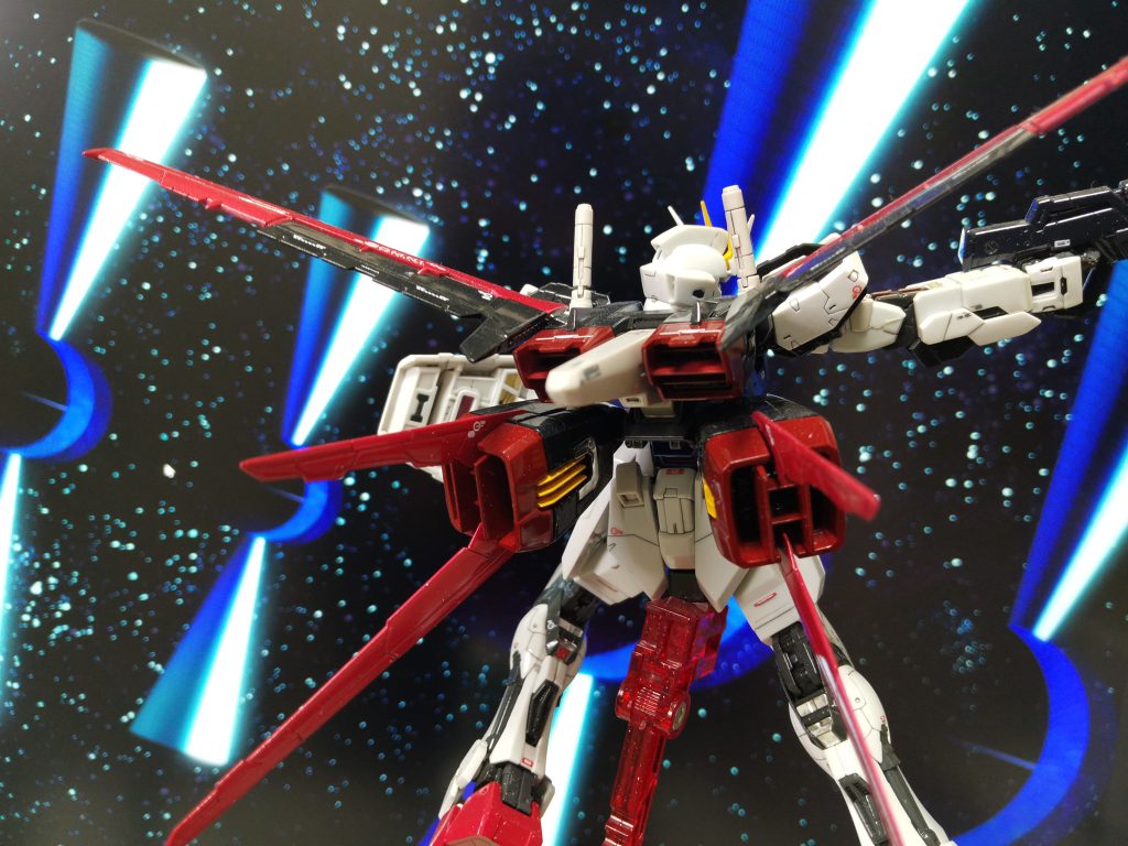 左右の主翼？は航空機を参考に薄くしました。