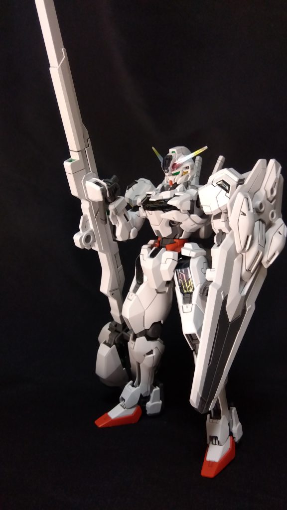 こう見ると普通に王道主人公機体なんだよな…だがこの子のエスカッシャンほぼ活躍してなくてワロタ（なお、家にはエアリアル5体分あるくせに初めてエスカッシャン組んだ模様ww）