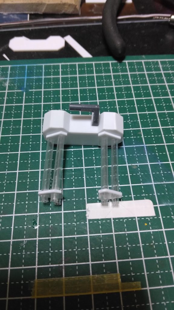 シールドのガトリングは最初ダブルを考えてましたがマガジンとの折り合いを考えてシングルに作り替えました。