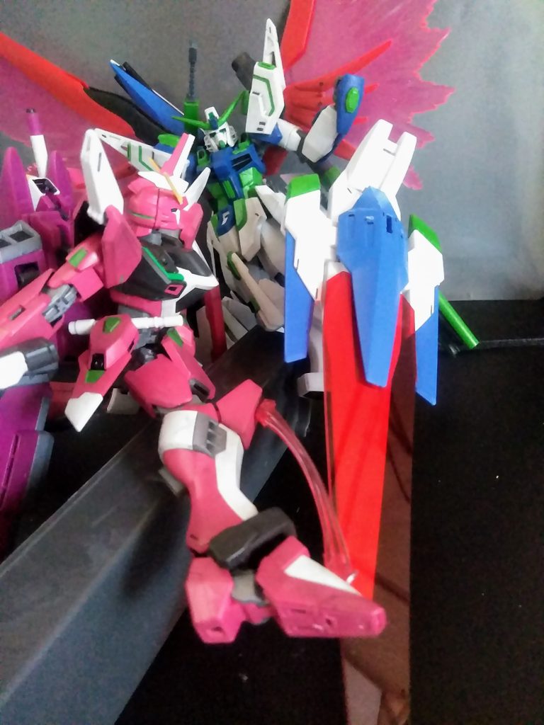 《『Su,Te,Ra,』ウェポンシステム》は腕部、脚部にマウント可能となっています😆　　           再び『アスラン』が目の前に！　　　　　    なので『対アスラン戦』はこうなります😊