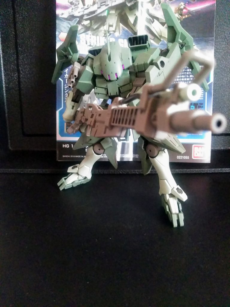 本来の所属は『ビルド ファイターズ』ですが、紹介し損ねたので此方で失礼します😔『GN スマート ガン』