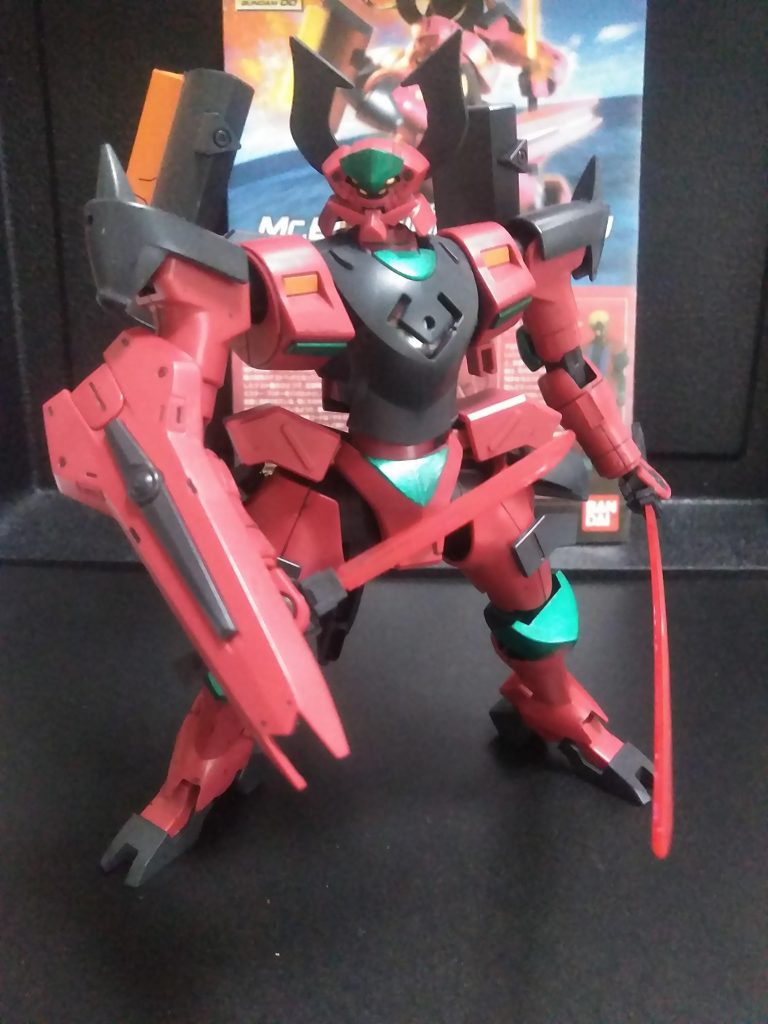 この戦国時代の鎧武者のような外見が、良い味だしてますよね😆 キチンと機体名もあって『サキガケ』だそうです🧐