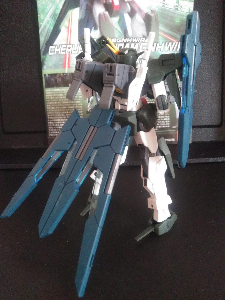 青い板が『GN ライフル ビット』と成ります😊 合計で六枚在ります😍