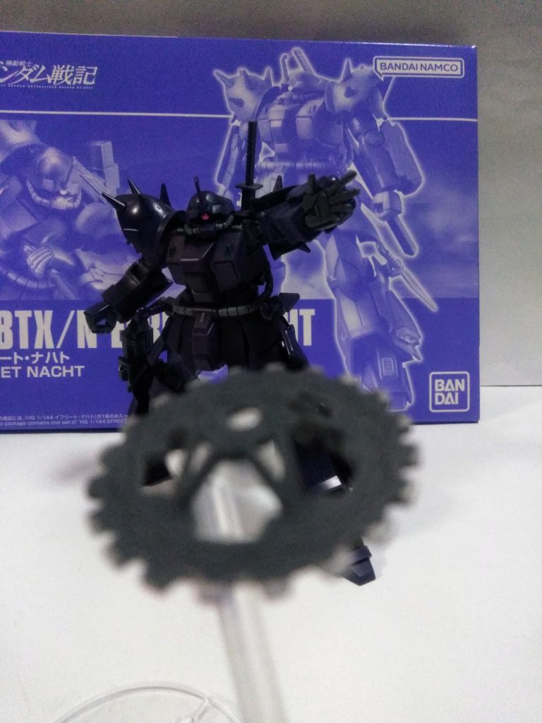 忍者っぽいので『手裏剣』の様なモノを投擲！😁