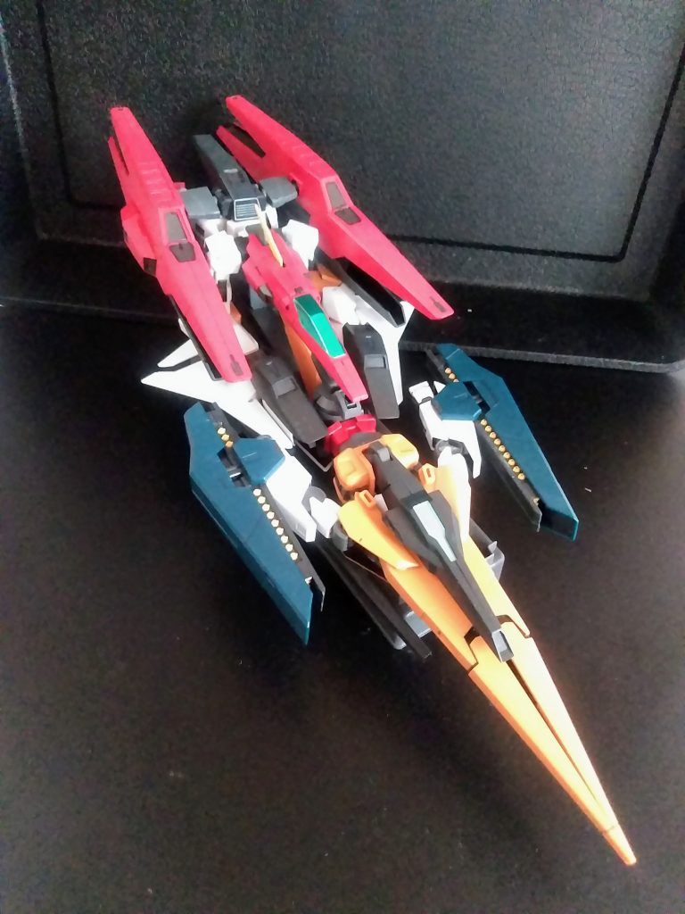 そして『ドッキング！』ついでにミサイルコンテナもオープンです😤この無理矢理感が涙ぐましい😭