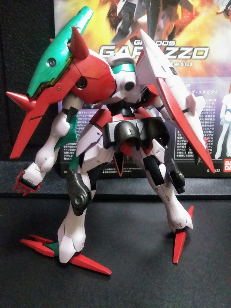 高速で闘いたいだろうから、臀部、脛部にスラスターを増設😂 なんのパーツかは一目瞭然!😋