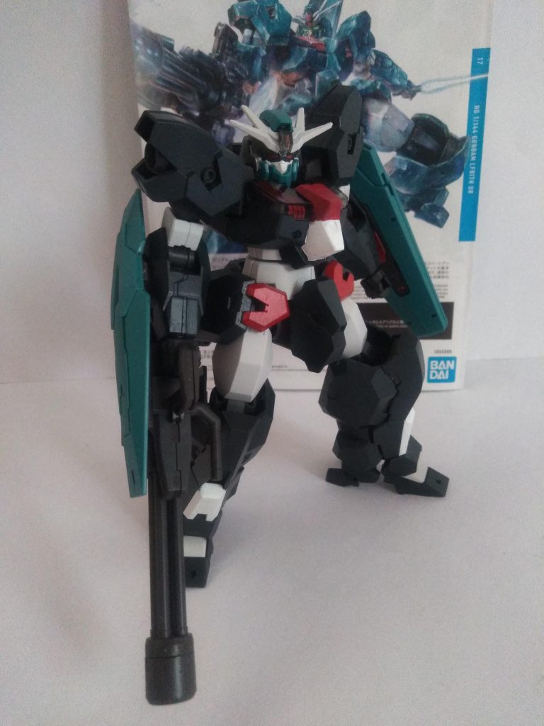 今更ながら『ガンダム ルブルス ウル』コサエテみました😁                         本日は『キャリバーン』発売日、皆様ソチラを投稿するのでしょうが、自分は敢えてこの子で行かせて貰います😤(本音は負け惜しみ😭)