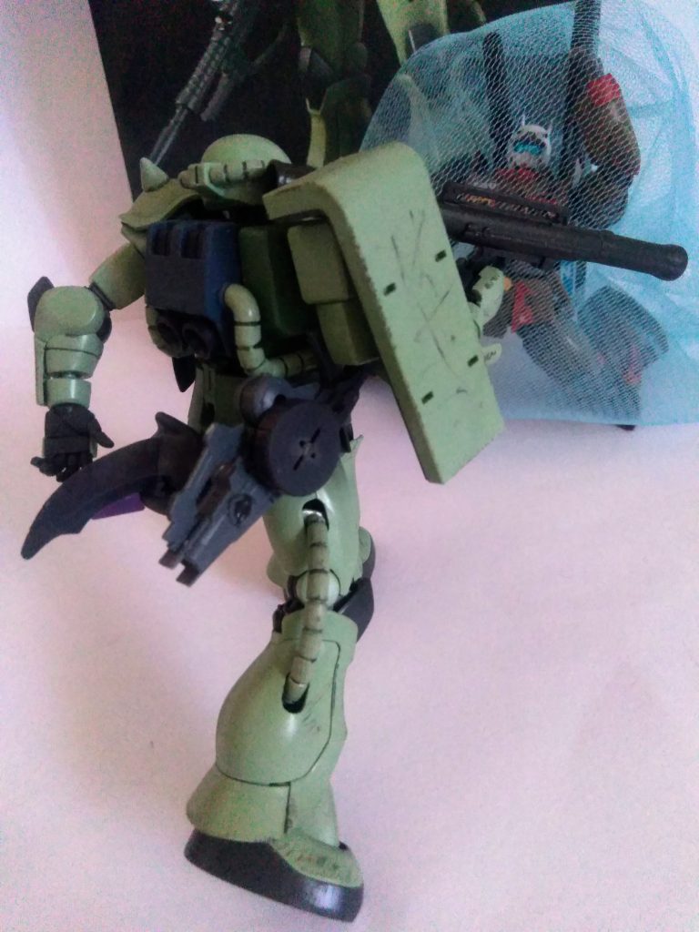 鈍重なパワータイプを絡めとります😂 捕縛成功❗一気に間合いを詰めて…