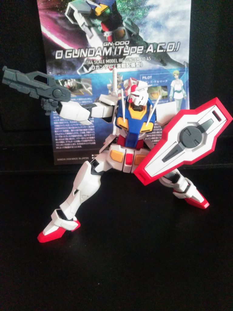 ハイ。TV版の真のラスボス機体となりますこの子😊 誰がどう見ても『 RX-78-2 だろお前！😠 』と相成ります。