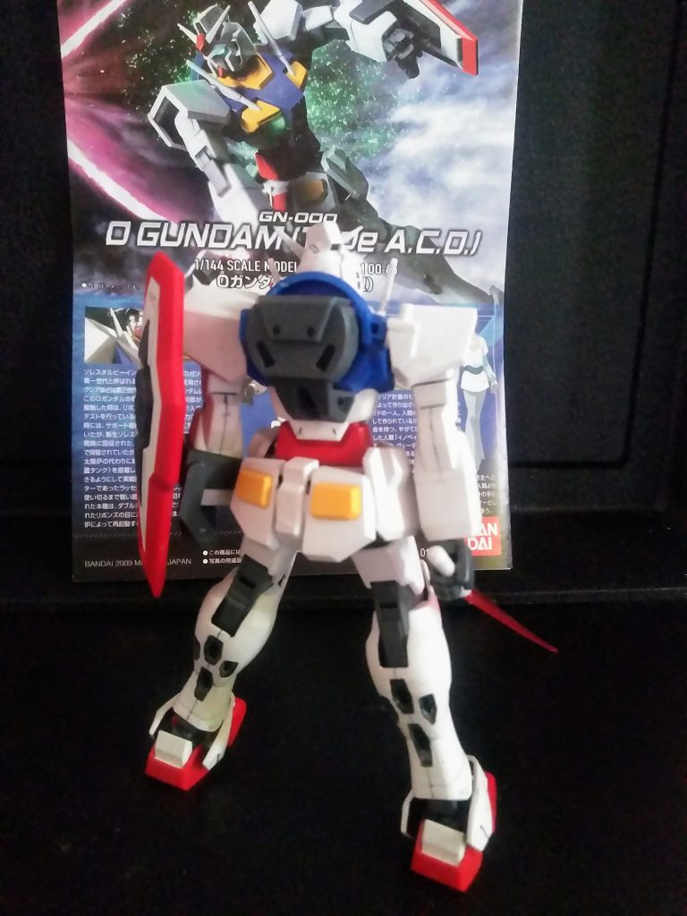 機体能力としては明らかに弱体化！ しかし、この子を手に入れた『リボーンズさん』は大喜び！！ナノでコッチも『おっ！何か秘策とか、秘密機能があるのかな❓』なんて勘ぐってしまいました🤔コッチの背中は『 GN粒子貯蔵タンク』バージョン😋