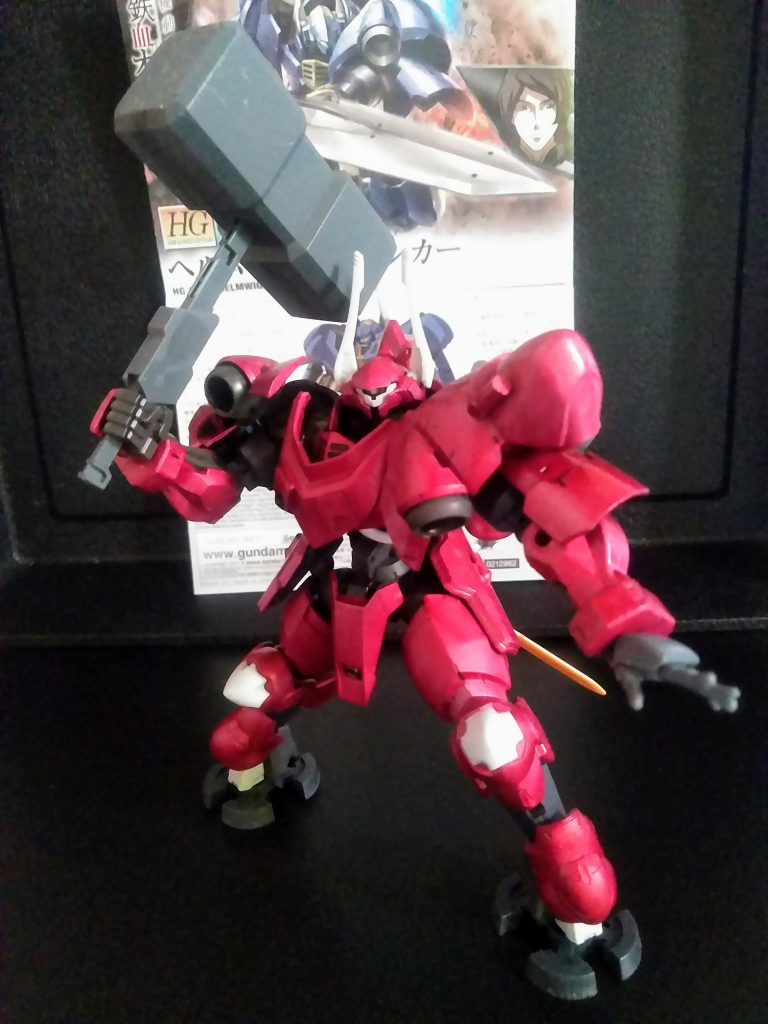 同じ『ヴァルキュリア・フレーム』とは想像出来ないこの子😲 『F.F』に登場する『ウルフタライマー』を意識して作成してみました😆『ハイ モック武器セットよりハンマー』