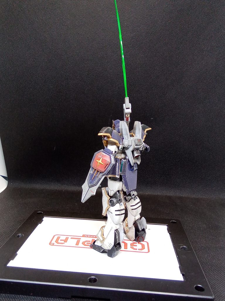 ショップさんで見つけて確保♪一番好きなガンダムなだけに改造はしないで塗装で少しアレンジq