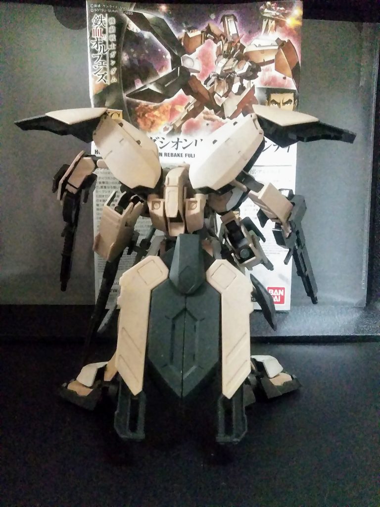 後ろ姿が魅力的😍　『マッチョな昭弘さん』にピッタシな雰囲気ですよね😁