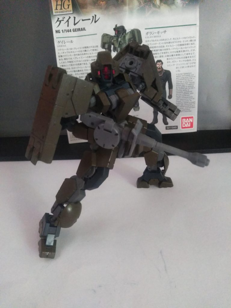 『ジュリエッタちゃん』が言うところの『ひげ🧔のおじさま』が駆るこの子😊　               グレイズ以前の主力機ということです🤔