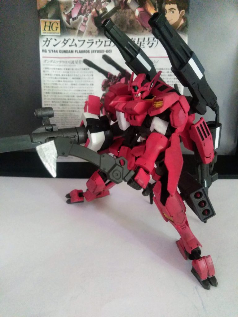 『鉄血武器セットよりアサルト ナイフ』カッコいいけど鉄血MS相手には心許ない😓