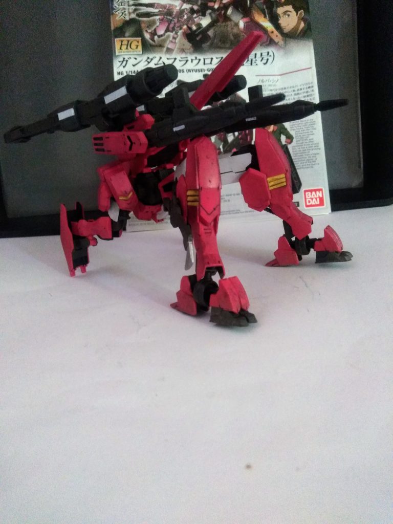 『ガンダム世界アルアル』後ろから見てはイケない案件🤣