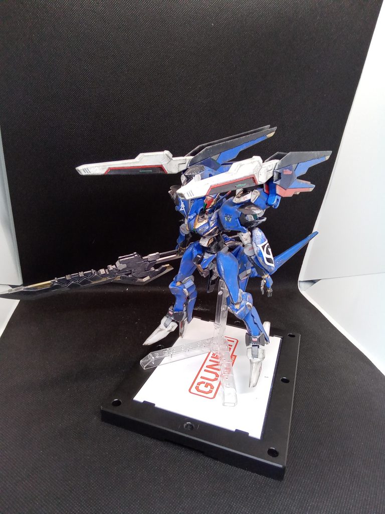 フリーダムから拝借したので 射撃装備として展開可能