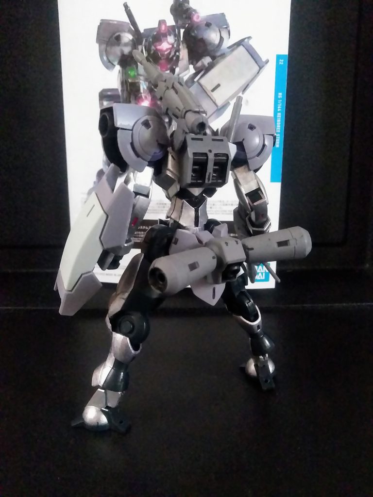 今更ながら『ハインドリー・シュトルム』コサエテみました😊