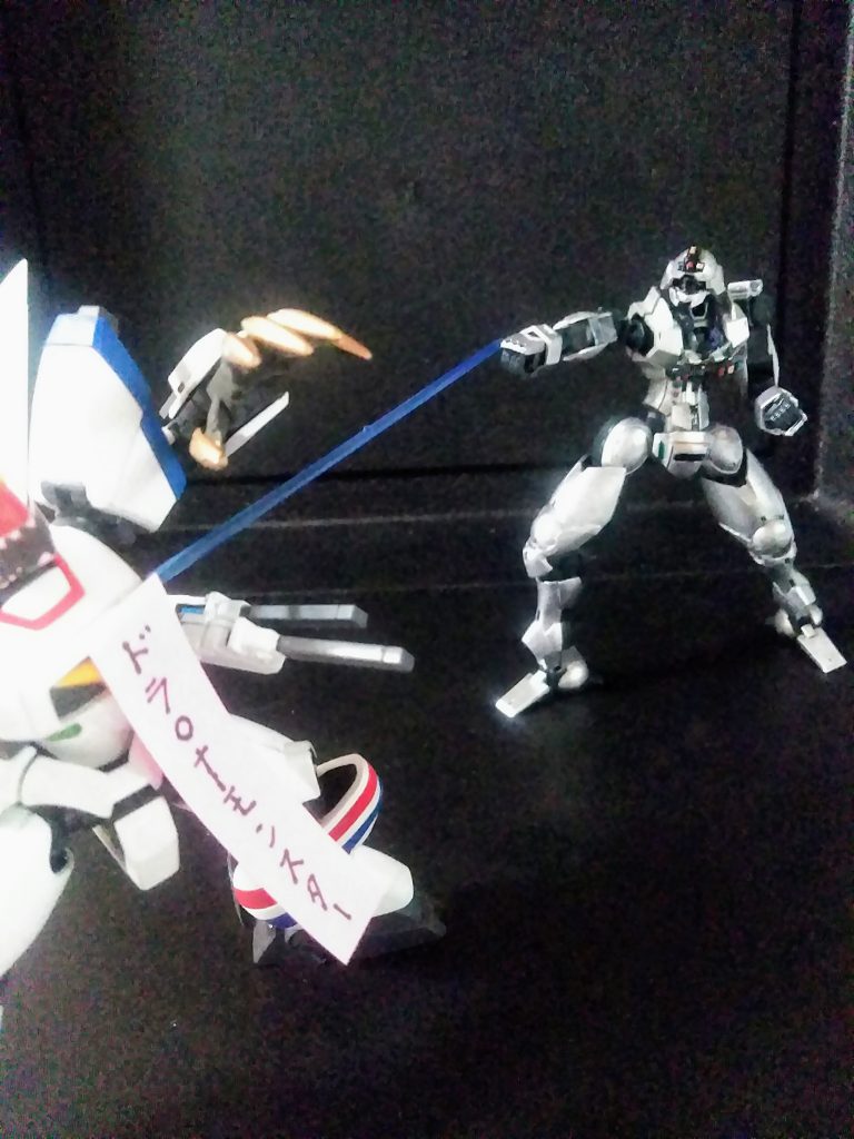 偽ャ番『レーザー Z ビーム!!』そして、必ずツッコマれるのが『刑事なのに悪者をコ〇して事件解決。』という流れについてです😭 捜査は結構しっかりヤってます😤