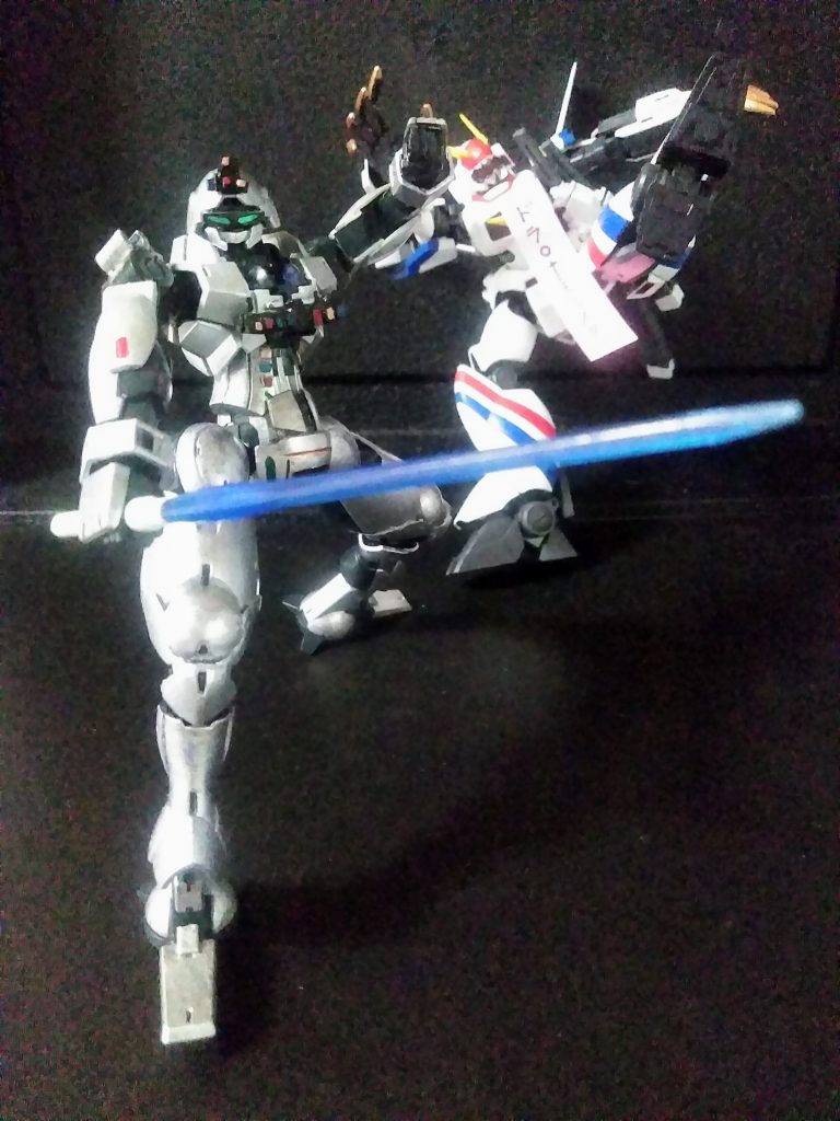 そして、必ずコろス技『偽ャ番・ダイナミック!!』 大爆発!ヒーロー大見栄!!      ナレーション『偽ャ番の活躍のお陰で今日も平和は守られた。ありがとう、偽ャ番。蒸着せよ、闘え、宇宙刑事 偽ャ番!』                 市乗寺 劣の笑顔😊 スポンサーCMからEDへと、言い訳で自分の中で 1,2 を争う大好きな特撮番組です😍 (やれやれ😔💨)                      お目汚し ありがとうございました。