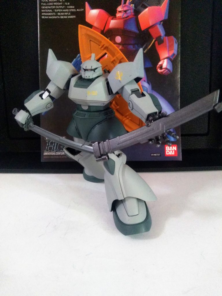 『三代目ザッパー刀』は連邦MSの技術水準が上がった事を考慮して、『重量 + ビーム発振式』に、必要に応じて『ヒート剣』での対応も可能となっております😤 もう、このパターンは『ガンダム世界アルアル』みたいなモノですね😂 今更過ぎてなんか恥ずかしい😱