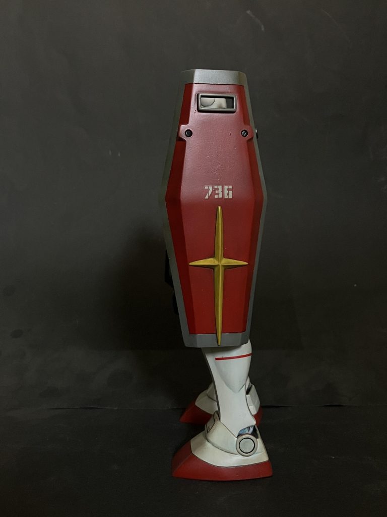 旧キットのシールド2cmくらい小さいから、これくらい大きくなければジムの弱さが際立ってしまいますね〜