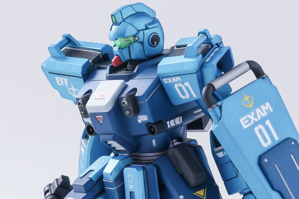 失敗肩を繋ぐ胴体側のポリキャップ受けが恐らく割れたようで肩がプラプラに…修復も不可能な位置なので腕を上げての躍動感あるポーズの保持が出来ません…