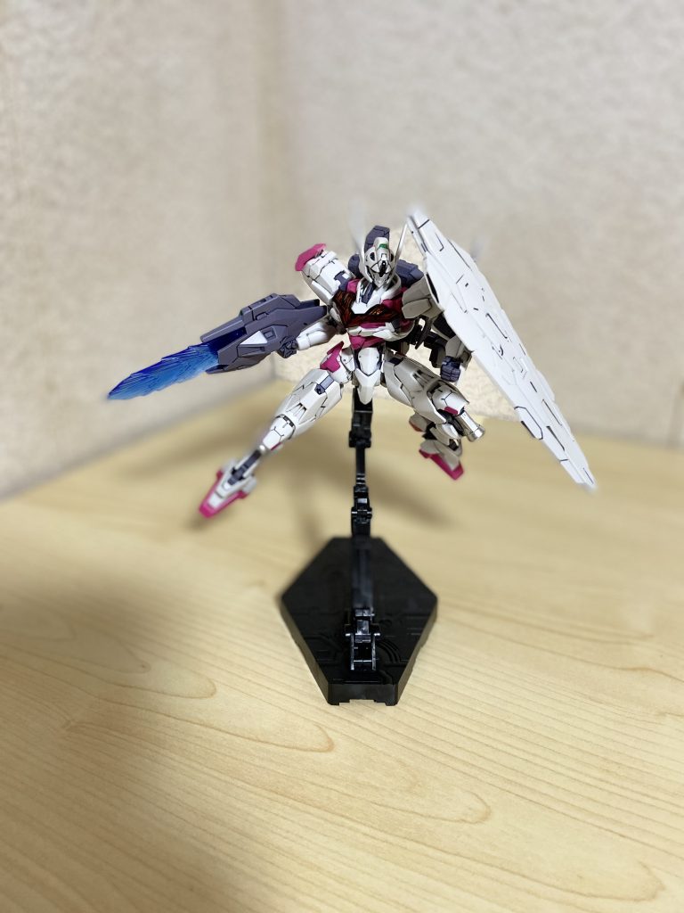 アクションベースがあったのて、組み上げて、新しいポーズでのワンショットです。