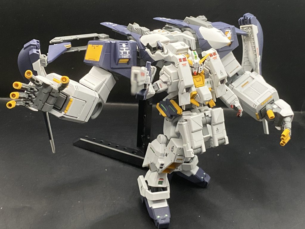 ギガンティックアームのビーム砲発射体制この可動がサイコの腕って言うのが最高ですね