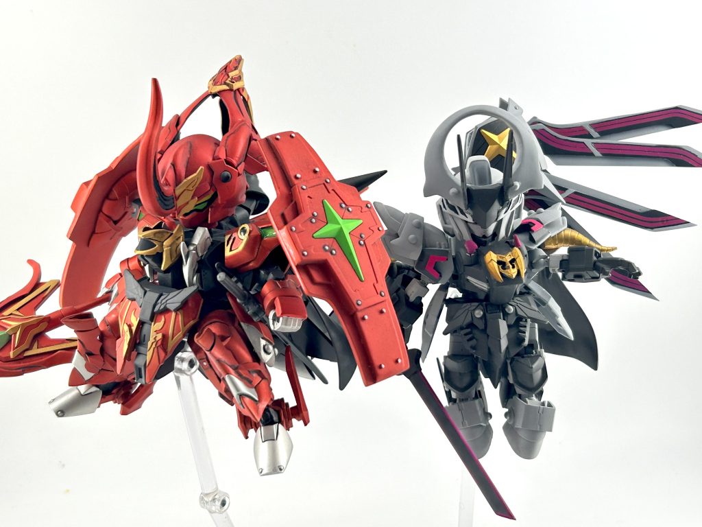 以上、騎士ダリルバルデこと、守護騎士フルアーマーダリルバルデでした！最後に騎士シュバルゼッテと並べてみました！Twitterでもあげてますので、そちらからも見て頂けたら！それでは次回を待て！