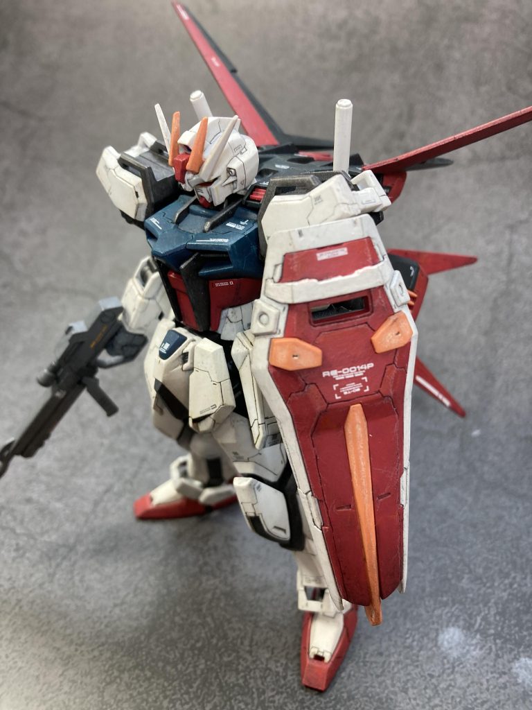 ・表面処理・C面削り、エッジ出し・スジボリ・筆塗り全塗装(アクリジョン)・ウェザリング(ウェザリングカラー、色鉛筆)