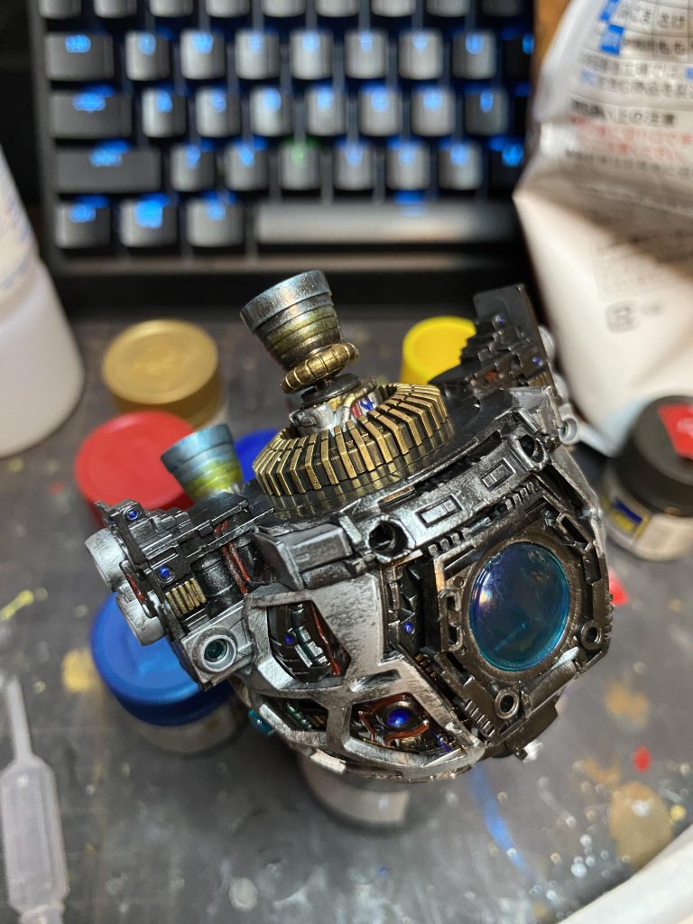 下部も塗装しています