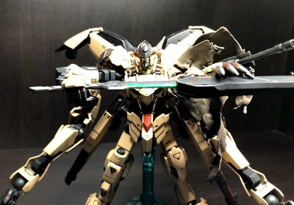 バスタードメイスの中から妖しげな大太刀...!