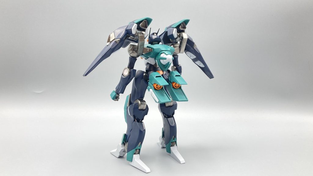 今回は「GNドライブとデュナメスの要素をファラクトに移植する」をテーマにミキシングを開始しました