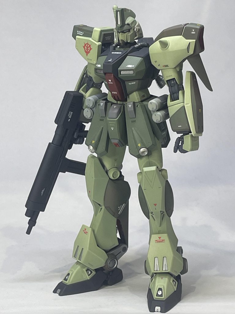 MG ガンダムF90 (火星独立ジオン軍仕様)本日ガンダムベースにてボッシュ専用ジムⅢが発売した事を記念して同じボッシュ機を制作してみました。