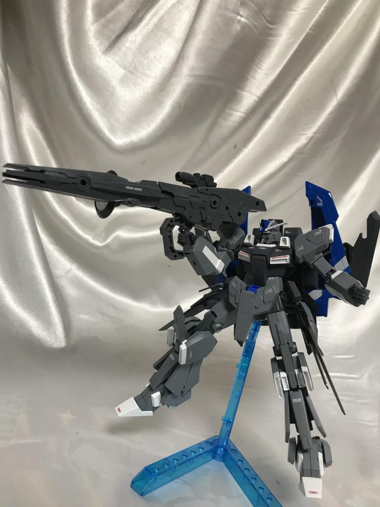 武器自体は結構軽いんですが手首の強度でなかなか下がります。でもはやりかっこよい(///▽///)