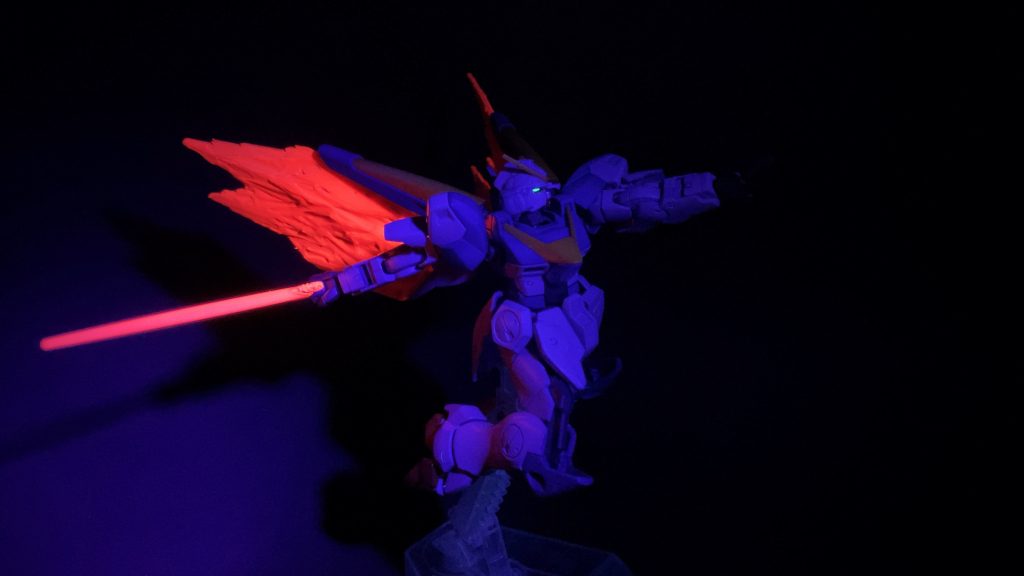 HG V2ガンダム–8枚目/制作者:@jiyu_nitsukuruきあい模型