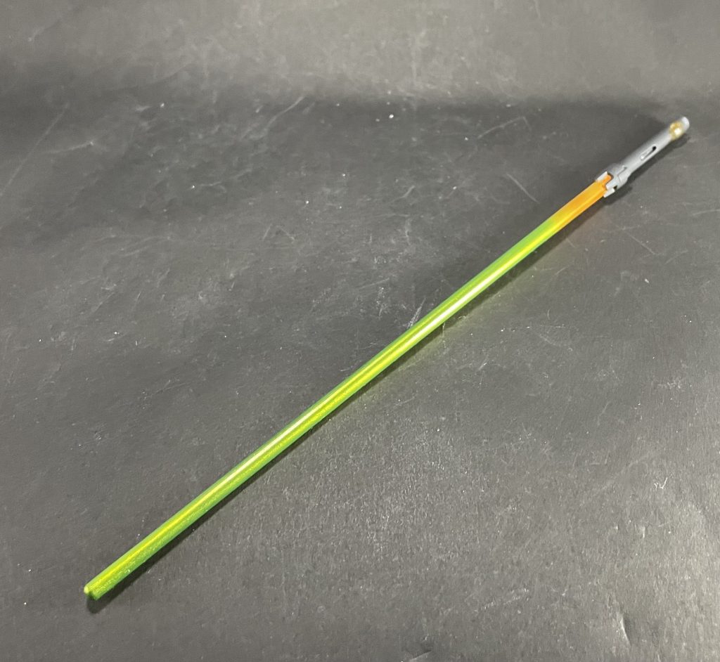 ヒートサーベルはグラデーション塗装をしました♪