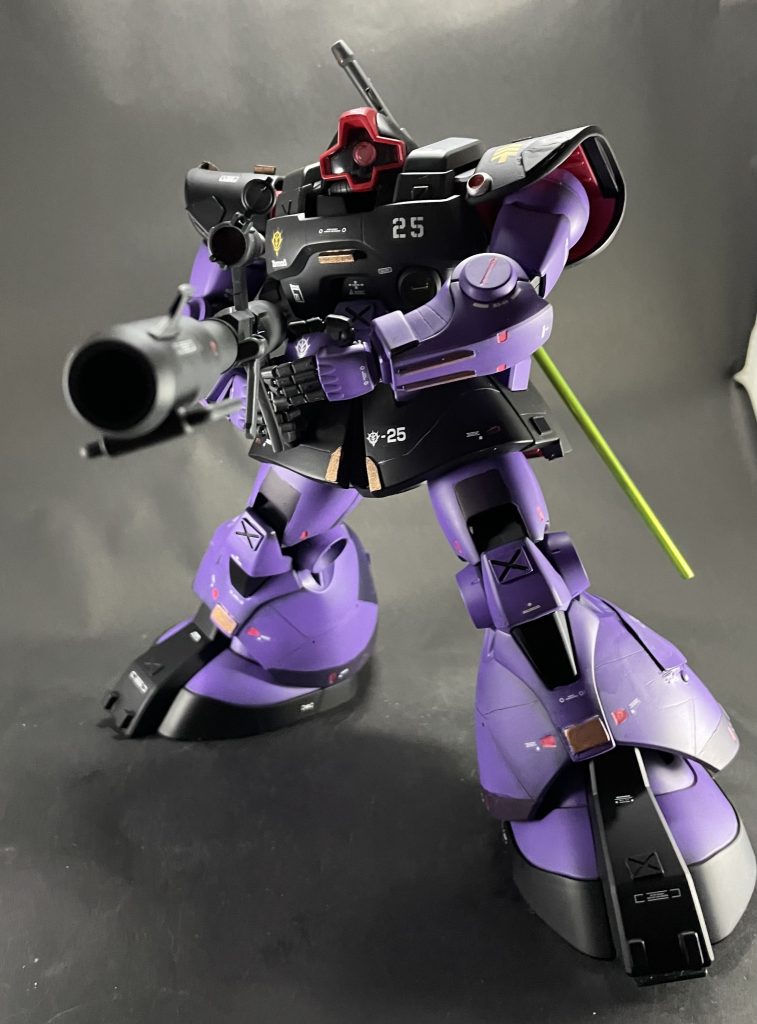 プラ板を貼ったり、スジボリを追加しています！