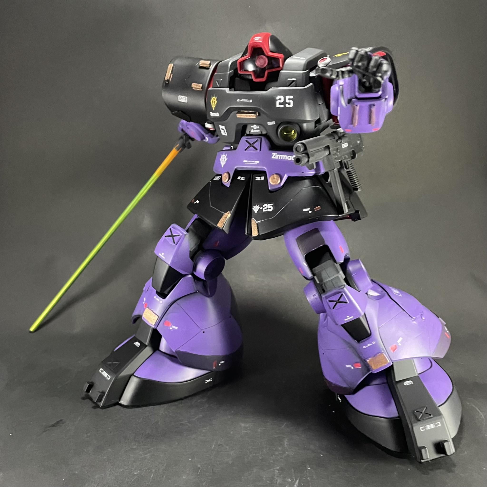 ドム MG 1/100  全塗装　完成品種類ロボット