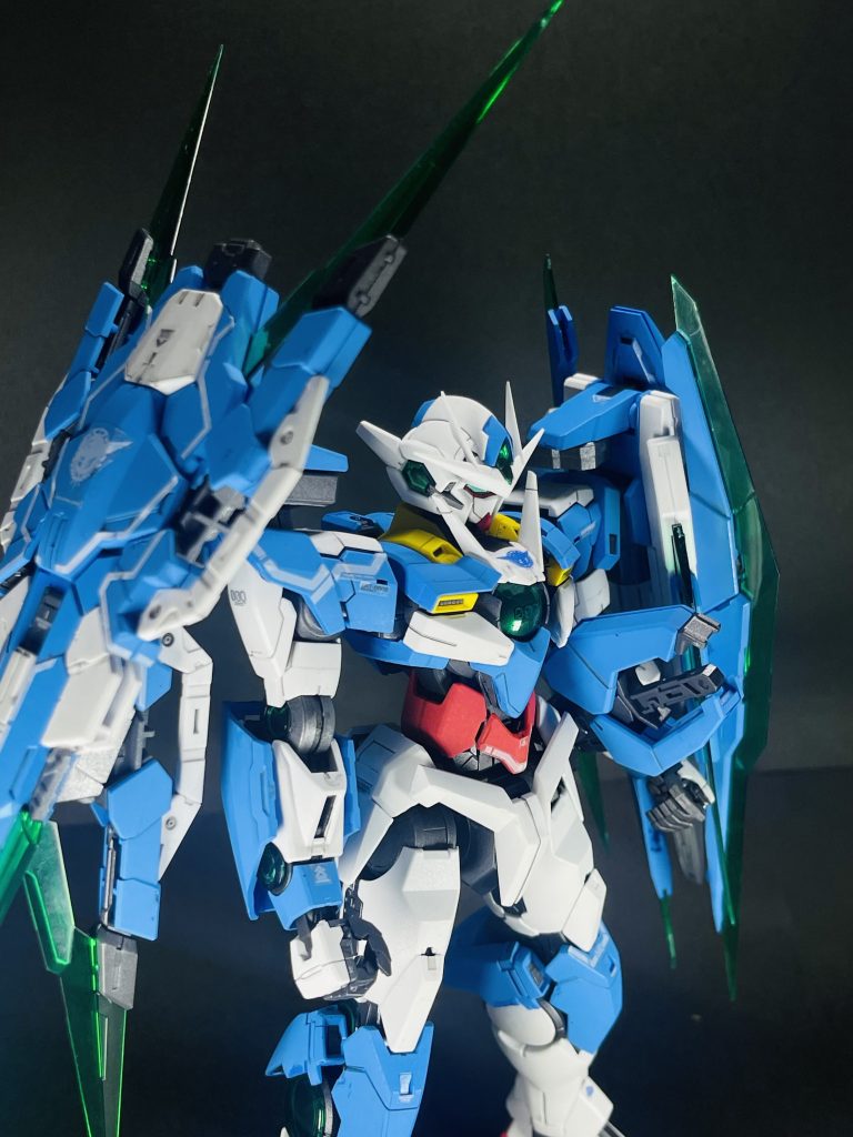 すごいいいキットなので素組みで終わらすのはもったいないて思ったので今回は缶スプレーで全塗装しました！！！