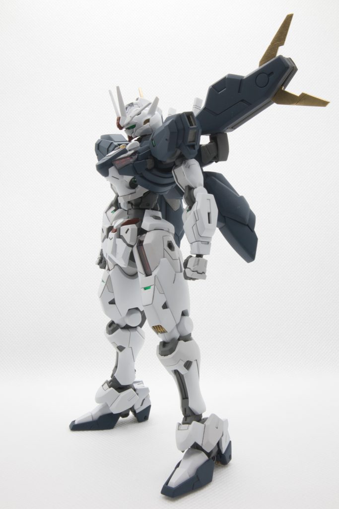 胴、腕、脚を延長してます。色味もオリジナルとはちょっと変えてみました。