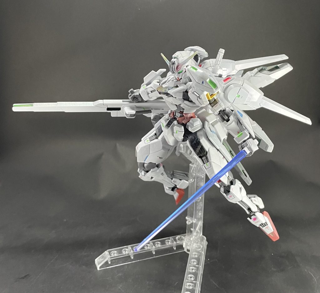 写真ではわかりにくいですが、究極レインボーを薄く塗装して、ホログラムがのっているようにしました！