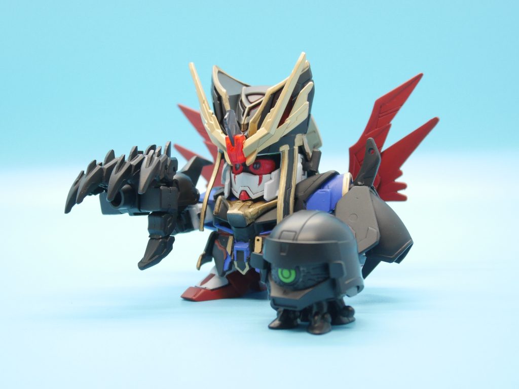 淵獄魔掌もデチューン、BB戦士のバネ式銃を改造していますので弾を発射する事も可能です。 