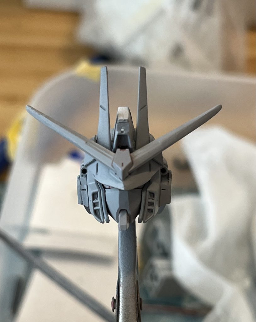 プラ板でディテール追加していますが、もともとイケメンでした