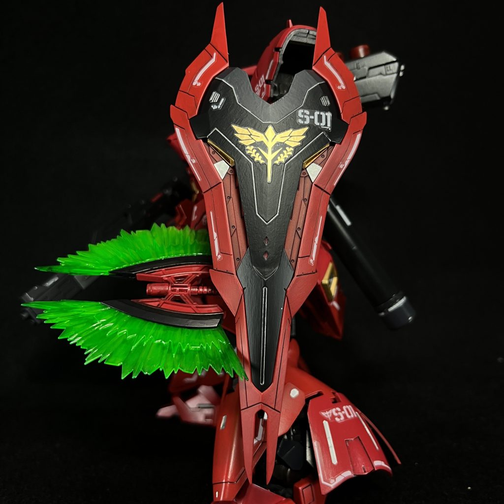 盾はスジボリを追加したり塗り分けたり満足してます