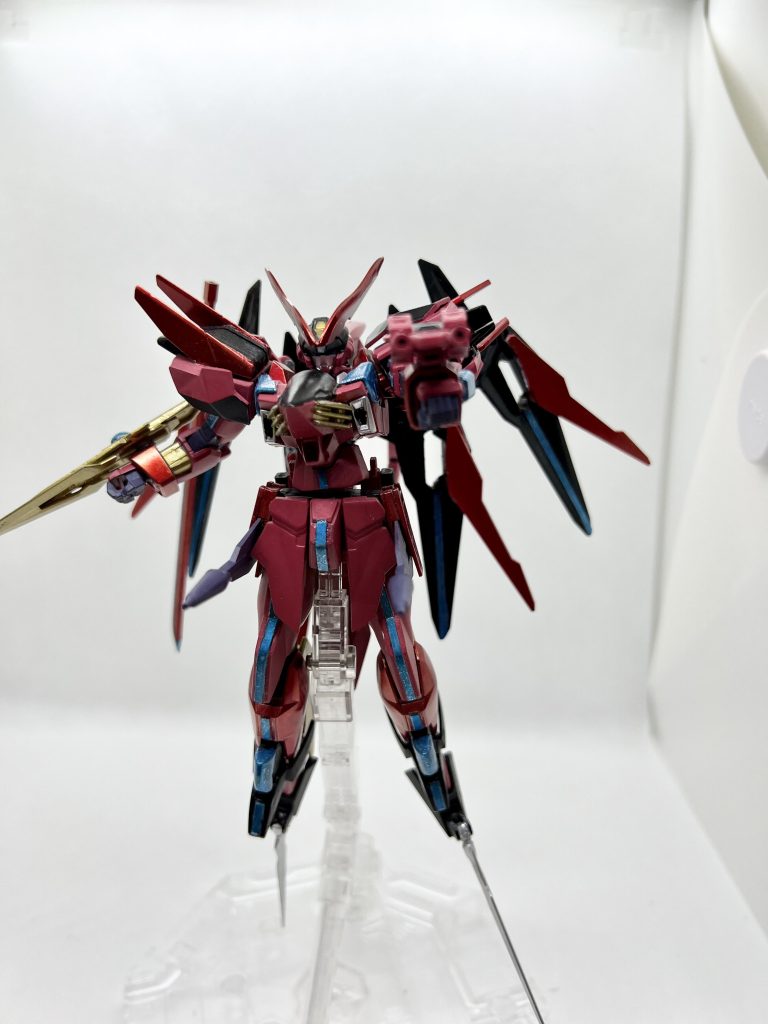 砲撃戦も腕とお腹の他にサイド部分にもビーム砲をつけてさらに強化！