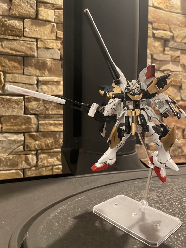 メガ・ビームライフルの構えポーズです！　　　　非常にかっこいいです(*ﾟ∀ﾟ*)