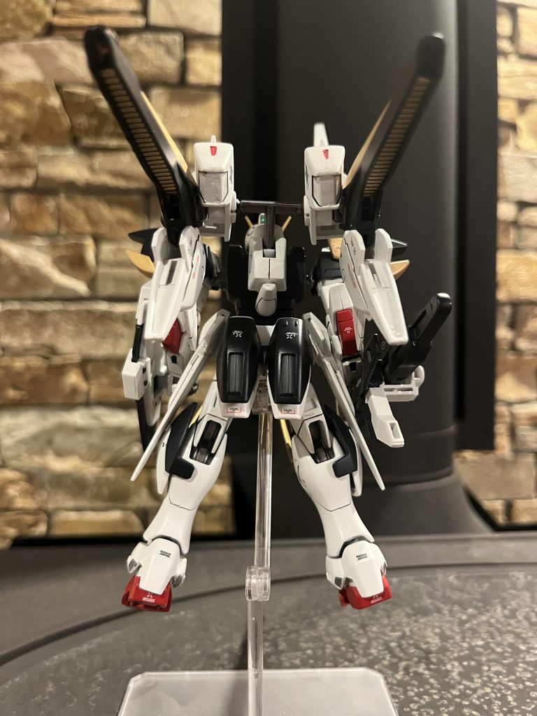 バックショットは、こんな感じです！プリズムブルーブラックとゴールドがうまい具合に合わさっていてとてもかっこいいです♪(๑ᴖ◡ᴖ๑)♪