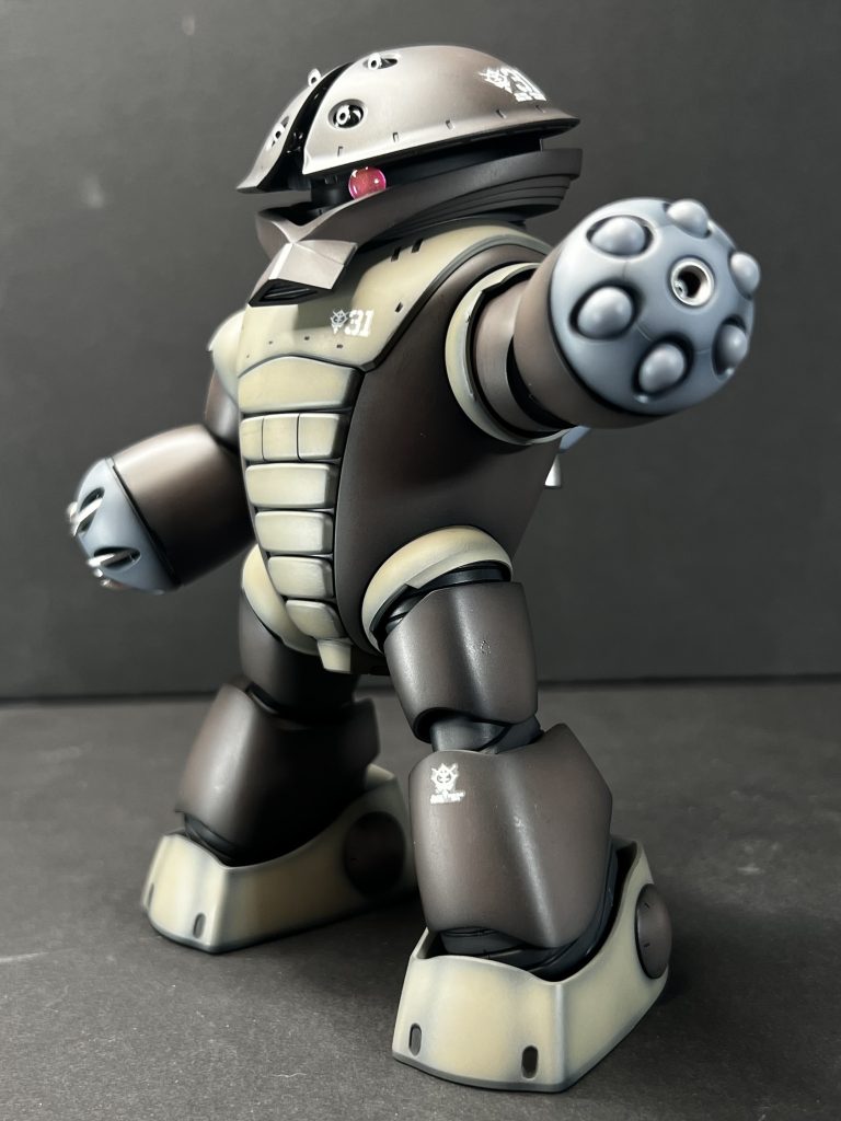 モノアイはキットのものに100均のクリアレジン垂らすのお気に入り